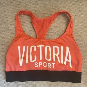 Victoria’s Secret Sports-bra